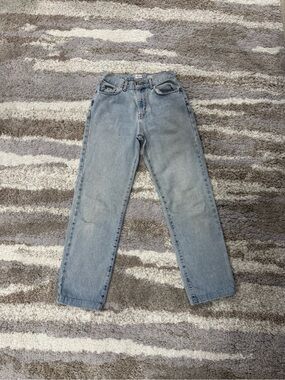 Light Wash Straight Leg Jeans